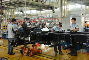 神龍成都工廠引入300余武漢技術骨干，加速產業升級與技術創新