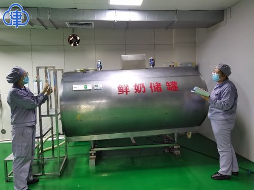 爐火映春 加班加點生產忙，小產品轉動大市場，別樣年貨香飄海內外